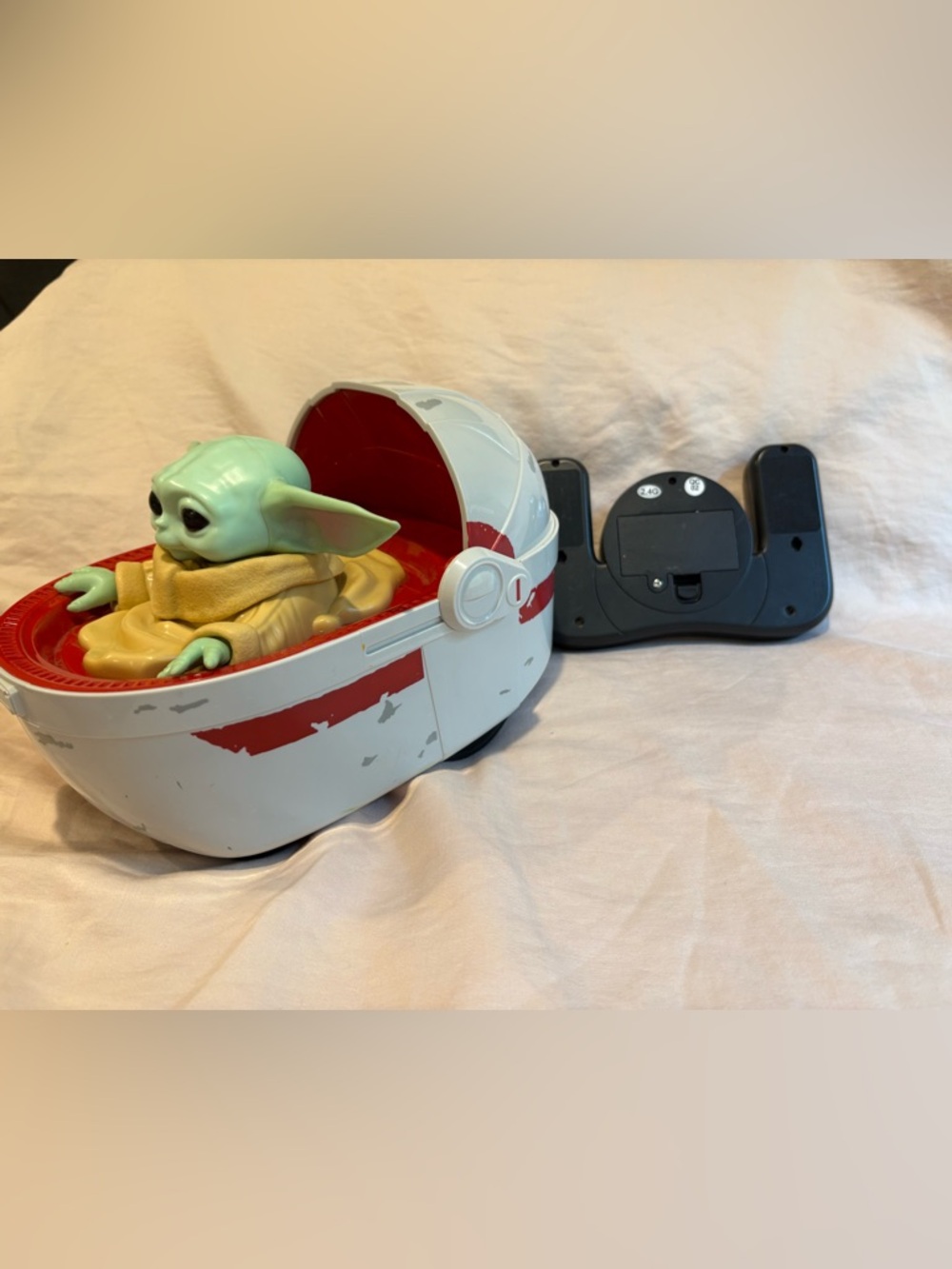 Star Wars Grogu remote controlled - yoda and storm trooper plush (works) - Picture 8 of 10